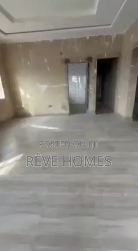 2bdrm Apartment in Yaba for rent
