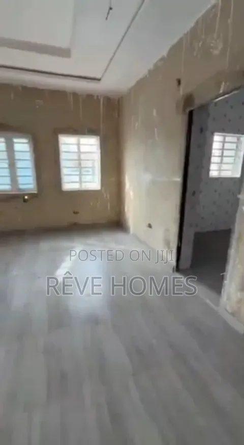 2bdrm Apartment in Yaba for rent