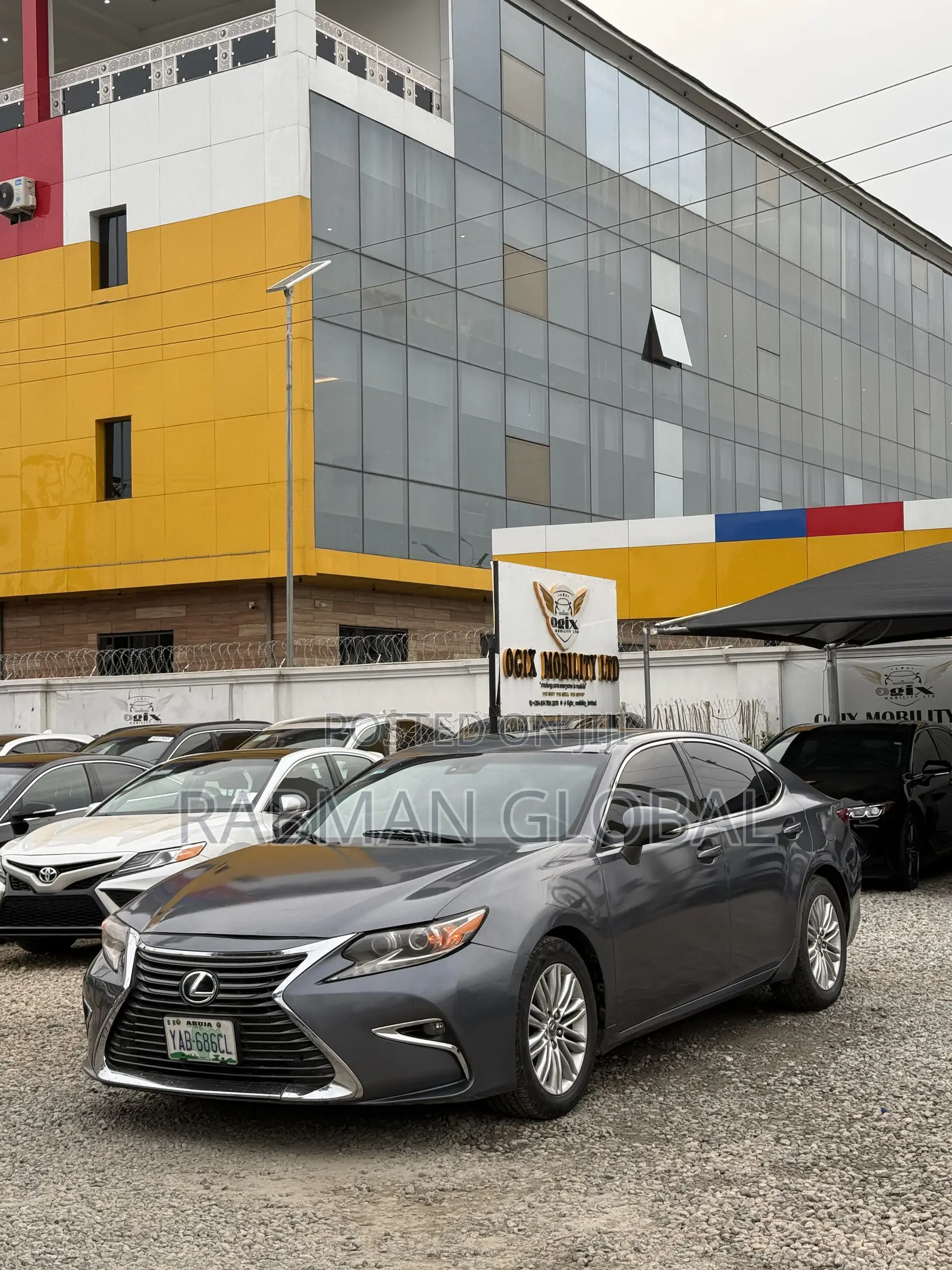 Lexus ES 350 FWD 2014 Gray