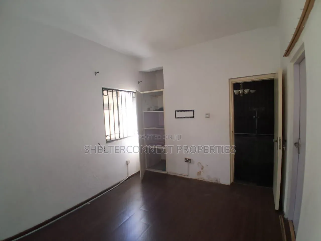 2bdrm Apartment in Lekki Phase 1 for rent