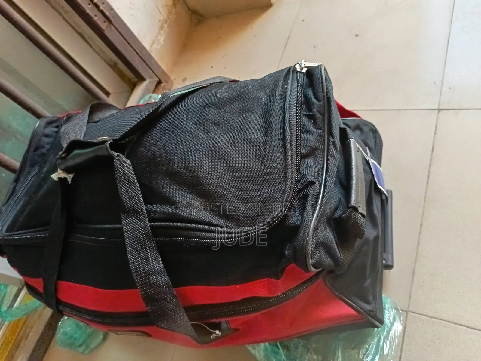 Very Strong Usa Strong Travelling Bag