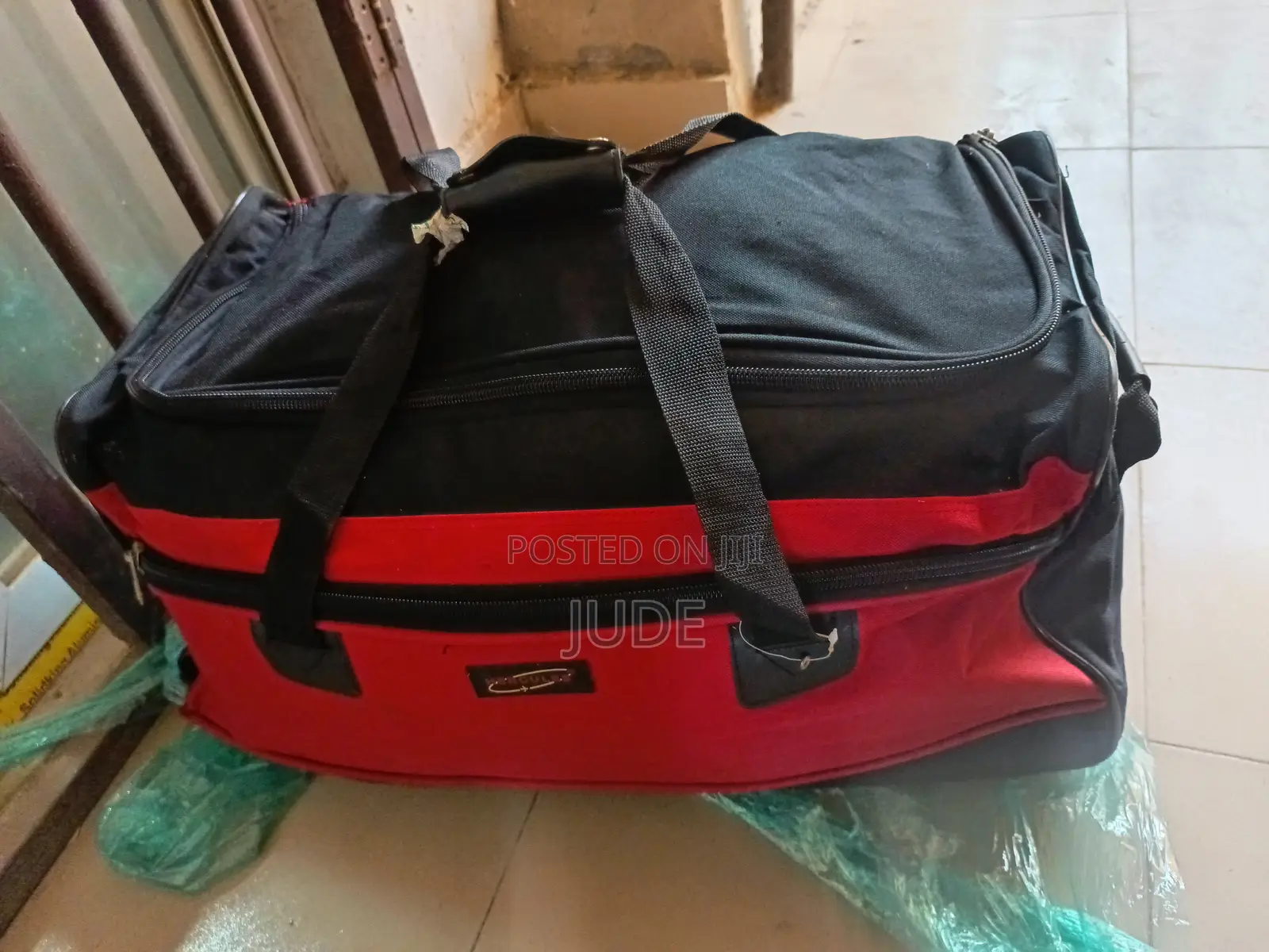 Very Strong Usa Strong Travelling Bag