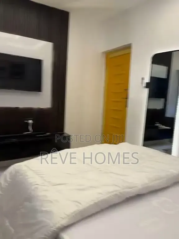 Furnished Studio Apartment in Pedro, Phase 1 / Gbagada for rent
