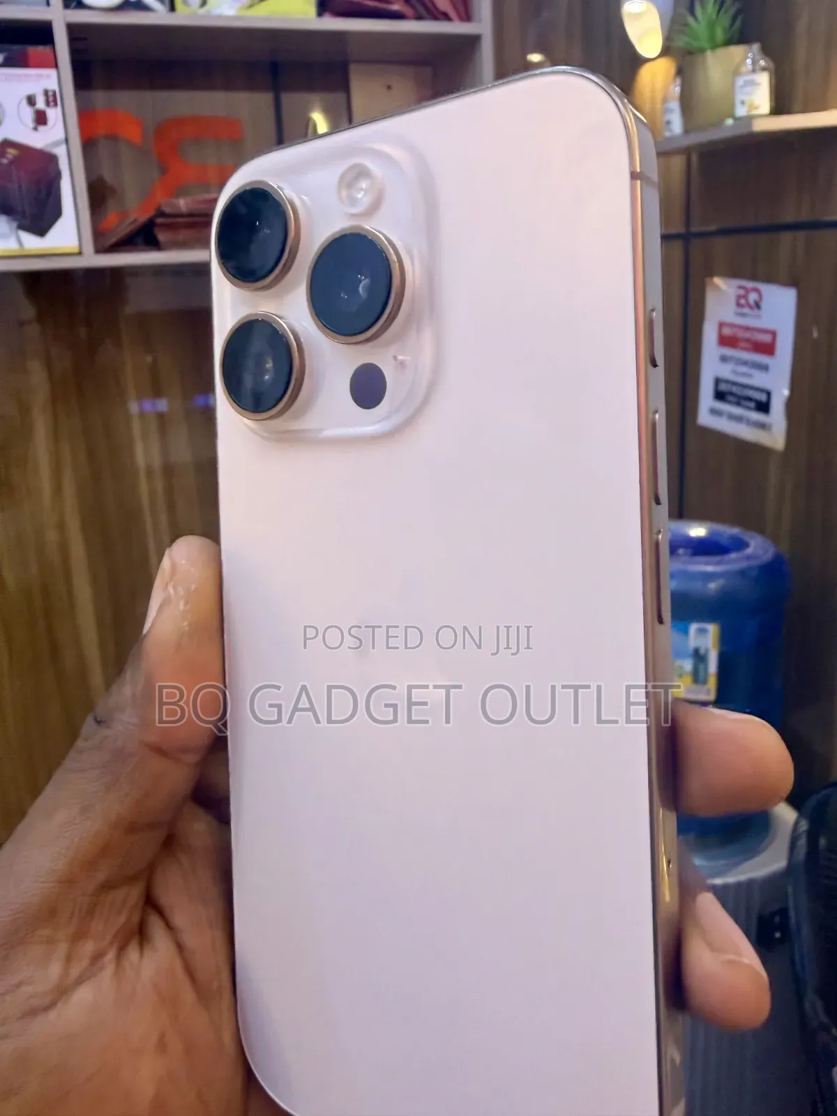 Apple iPhone 16 Pro 128 GB Gold