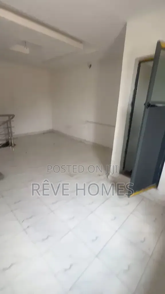 Mini Flat in Shomolu for rent