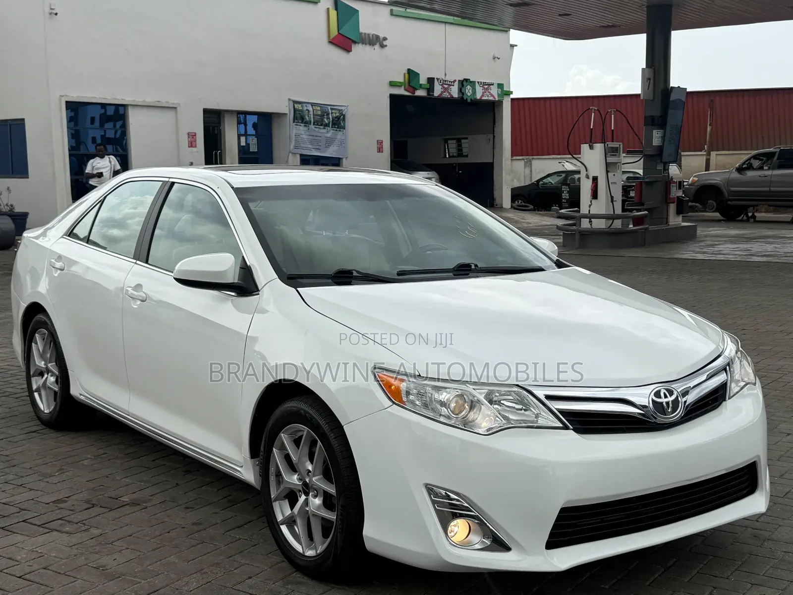 Toyota Camry 2012 Off white