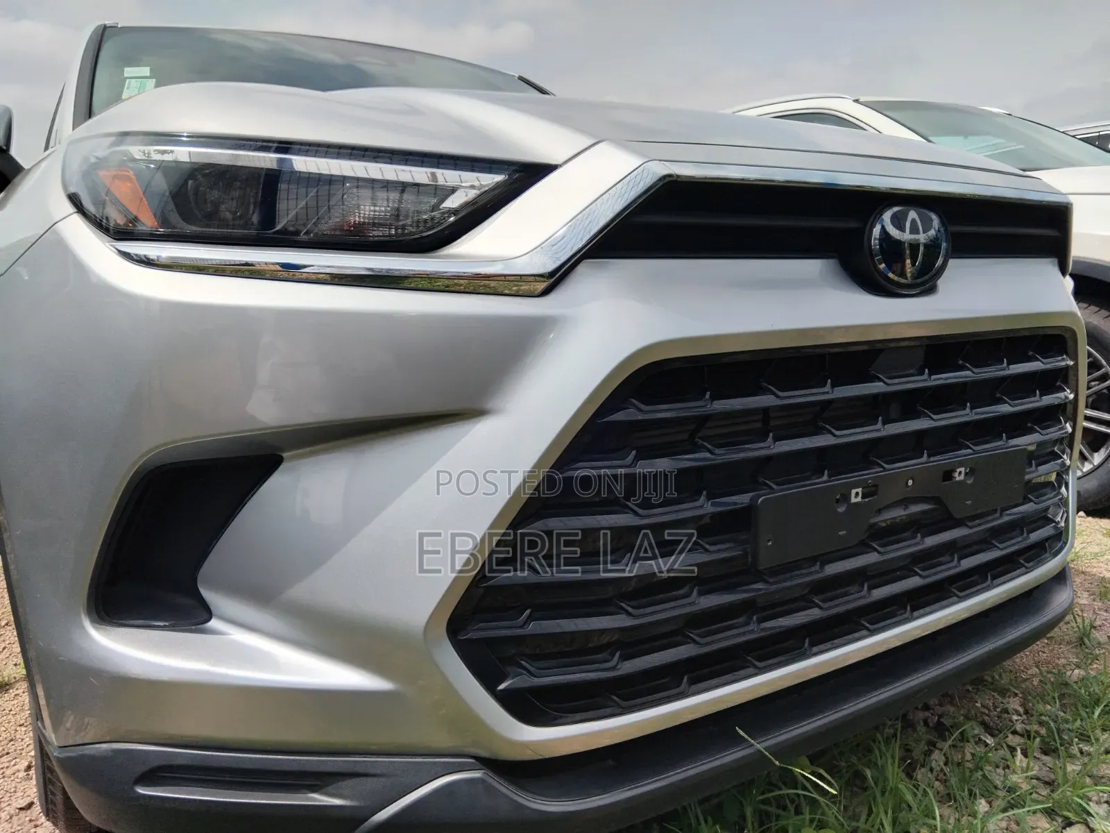 Toyota Highlander 2024 Silver