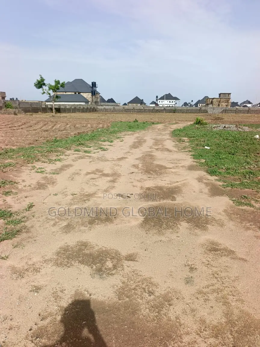 1,368.07sqm. Commercial Land For Plaza In An Estate In Lugbe For Sale