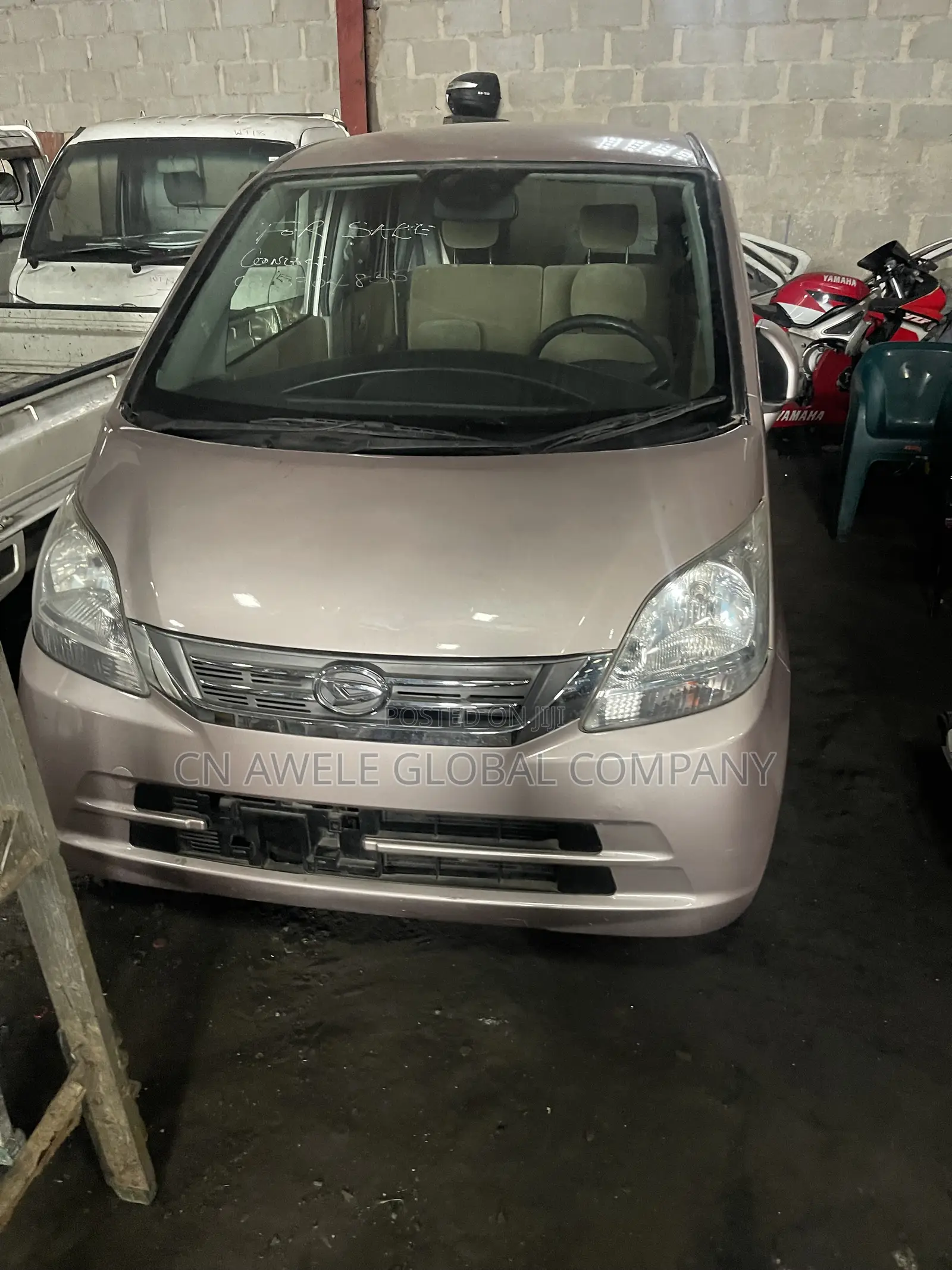 Daihatsu Move 2015 Pink