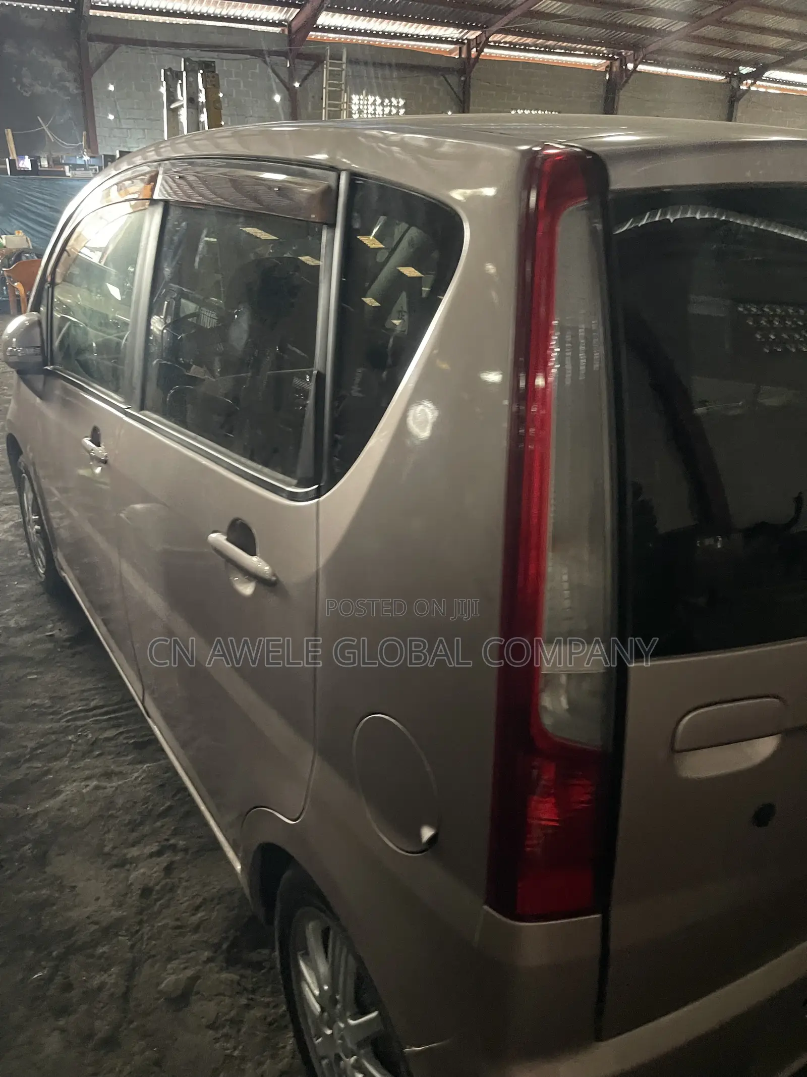 Daihatsu Move 2015 Pink