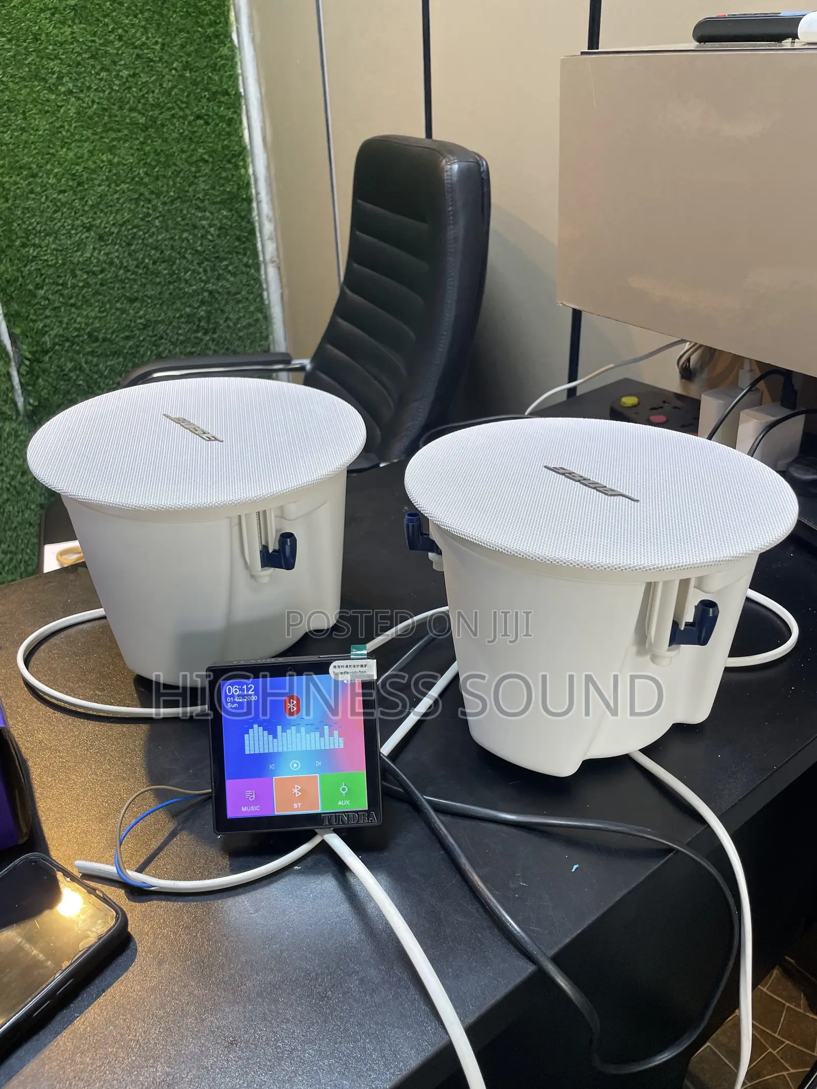 4inches Inwall Amplifier + 2 Bose Ceiling Speakers 