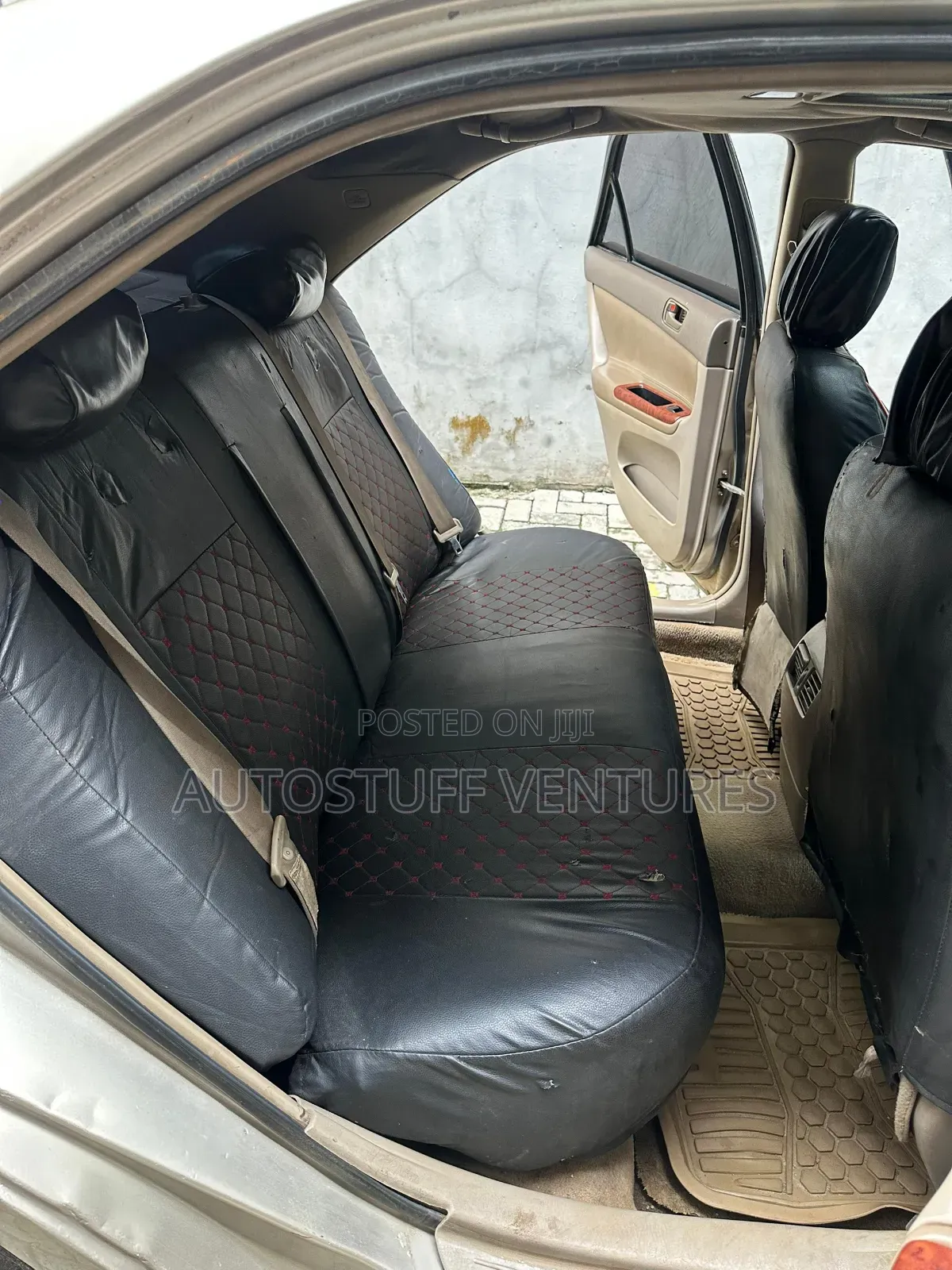 Toyota Camry XLE 4dr Sedan (2.4L 4cyl 4A) 2004 Gold