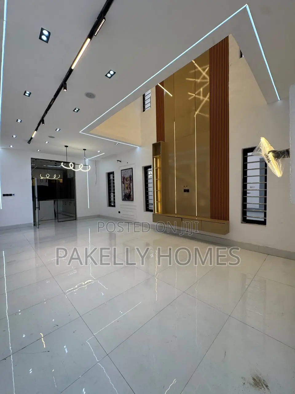 5 Bedroom Duplex