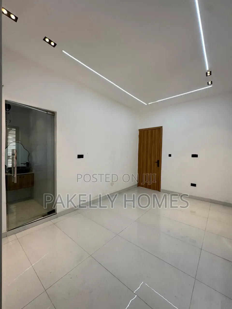 5 Bedroom Duplex