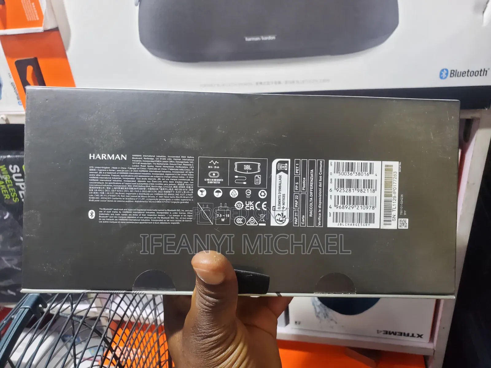 Bluetooth Speaker - Black JBL Charge 5 - Portable Bluetooth Speaker