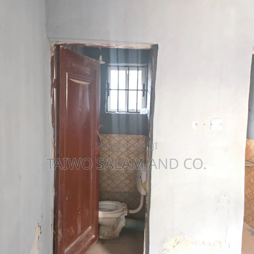 1bdrm Apartment in Ibadan Polytechnic/University for rent