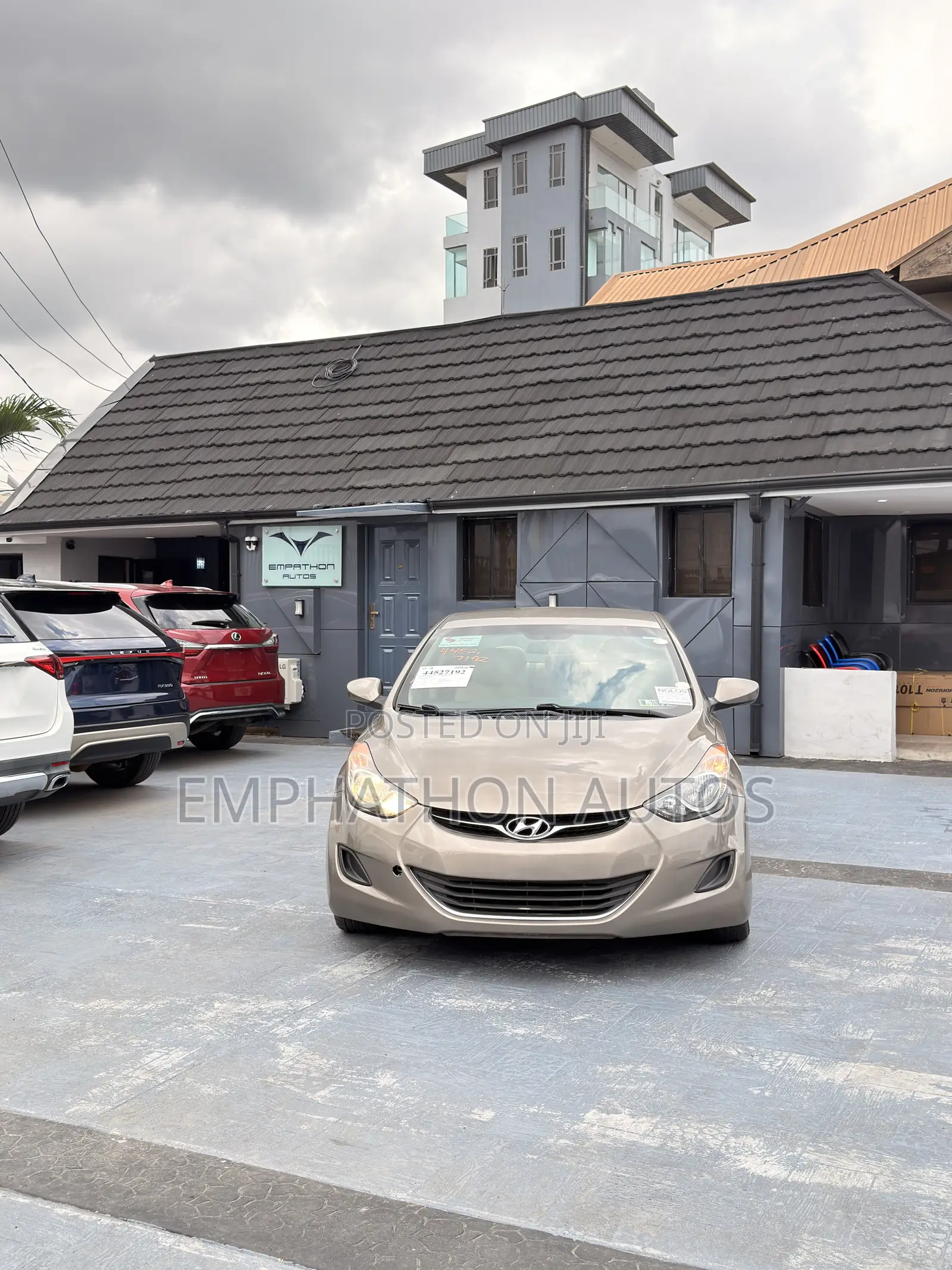 Hyundai Elantra 2013 Brown