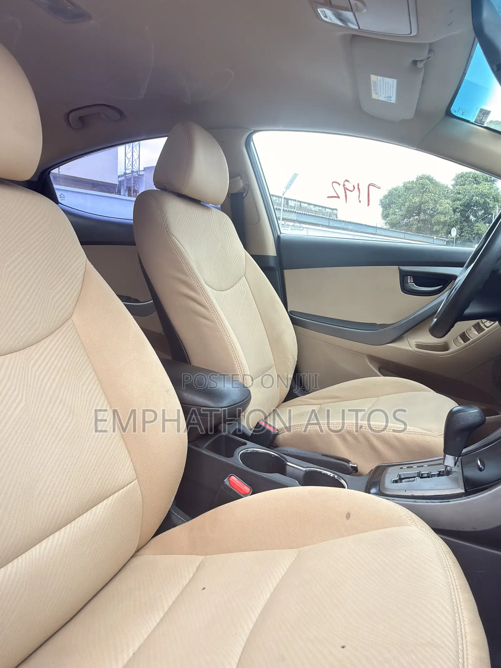 Hyundai Elantra 2013 Brown