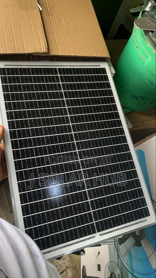 Brand New 18” Solar Fan
