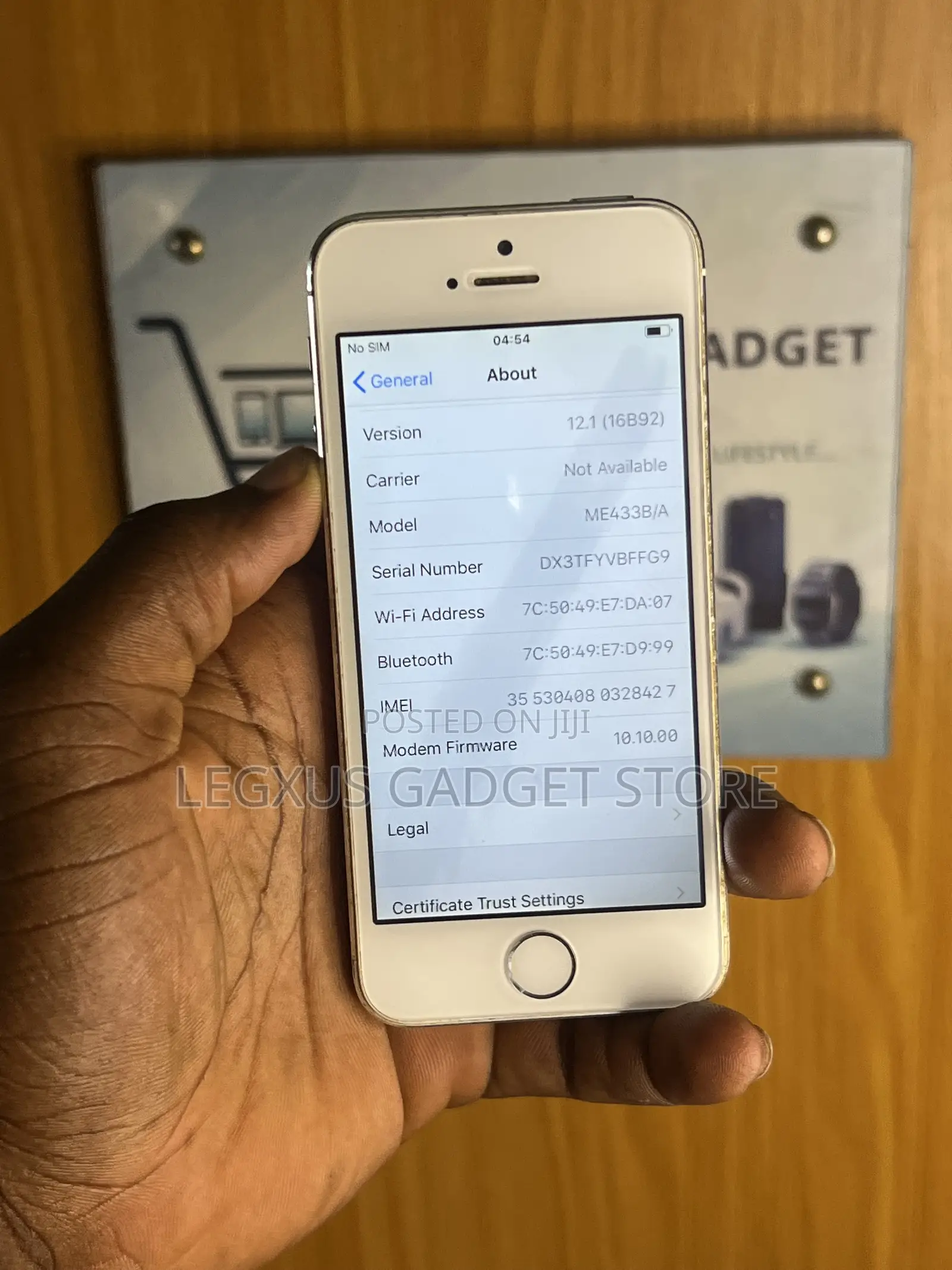 Apple iPhone 5s 16 GB Gold