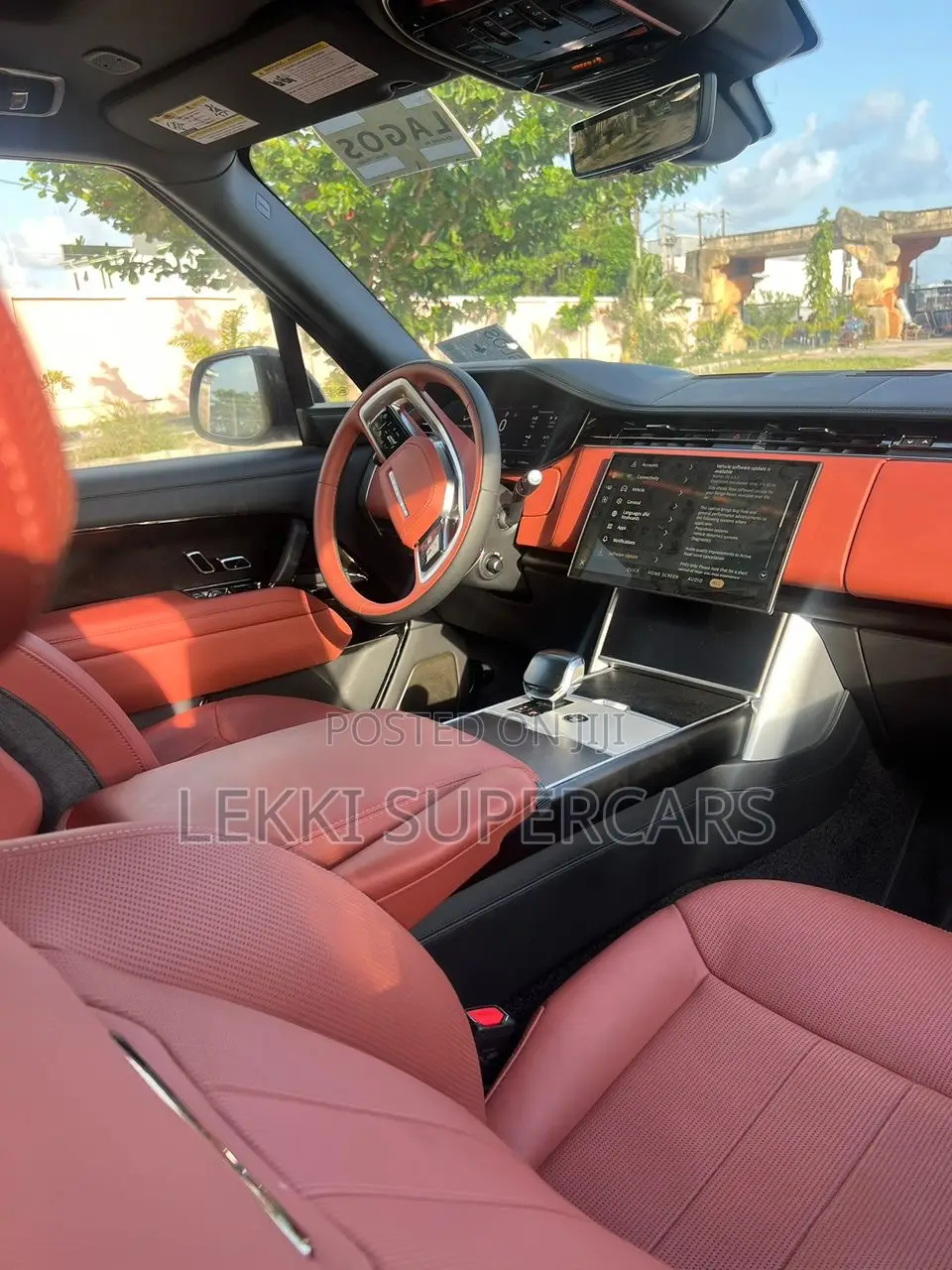 Land Rover Range Rover SV 2024 White
