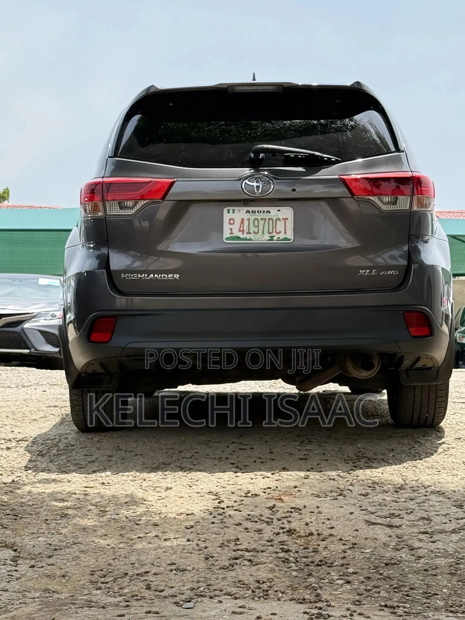 Toyota Highlander XLE 4x4 V6 (3.5L 6cyl 8A) 2018 Gray