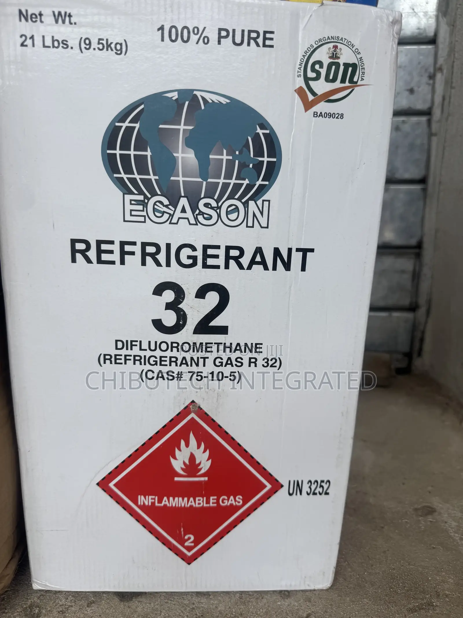 21 Lb (9.5 Kg) Cylinder Of Ecason Brand R-32 Refrigerant Gas