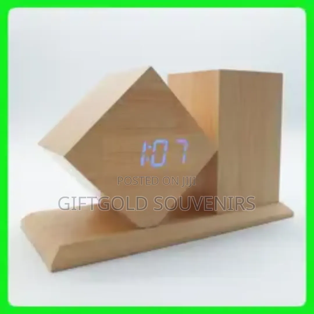 Office Wooden Deskpen Holder With Digital Led Clock