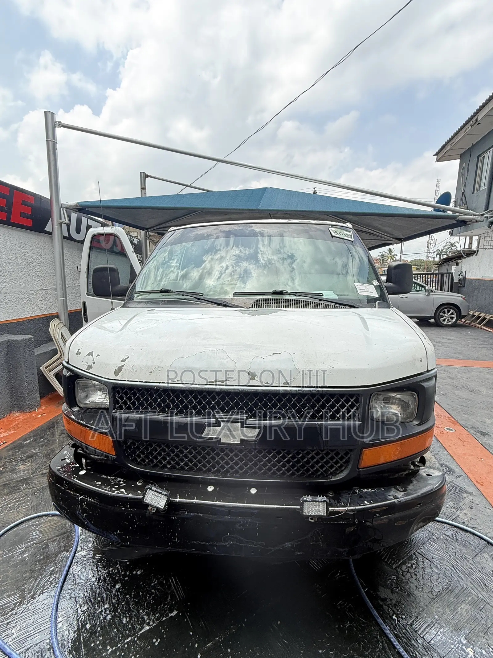 GMC Savana Cargo Van G 1500 2009 White