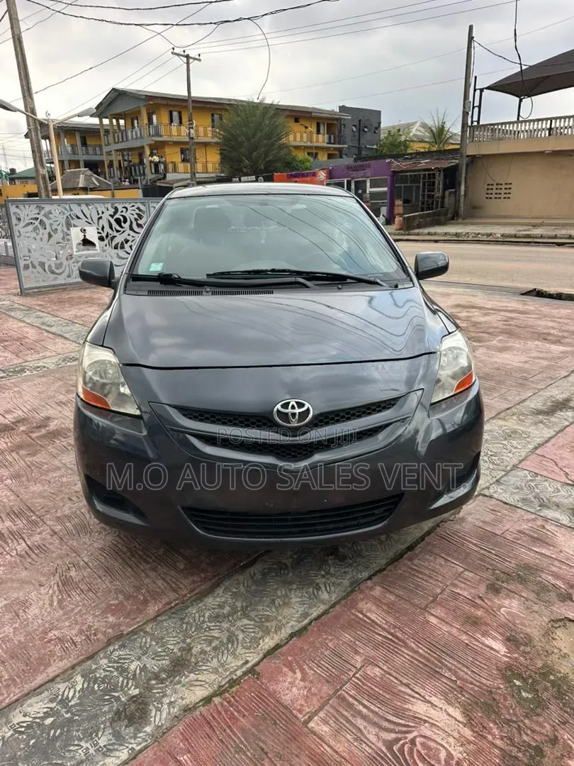 Toyota Yaris Sedan Automatic 2007 Gray