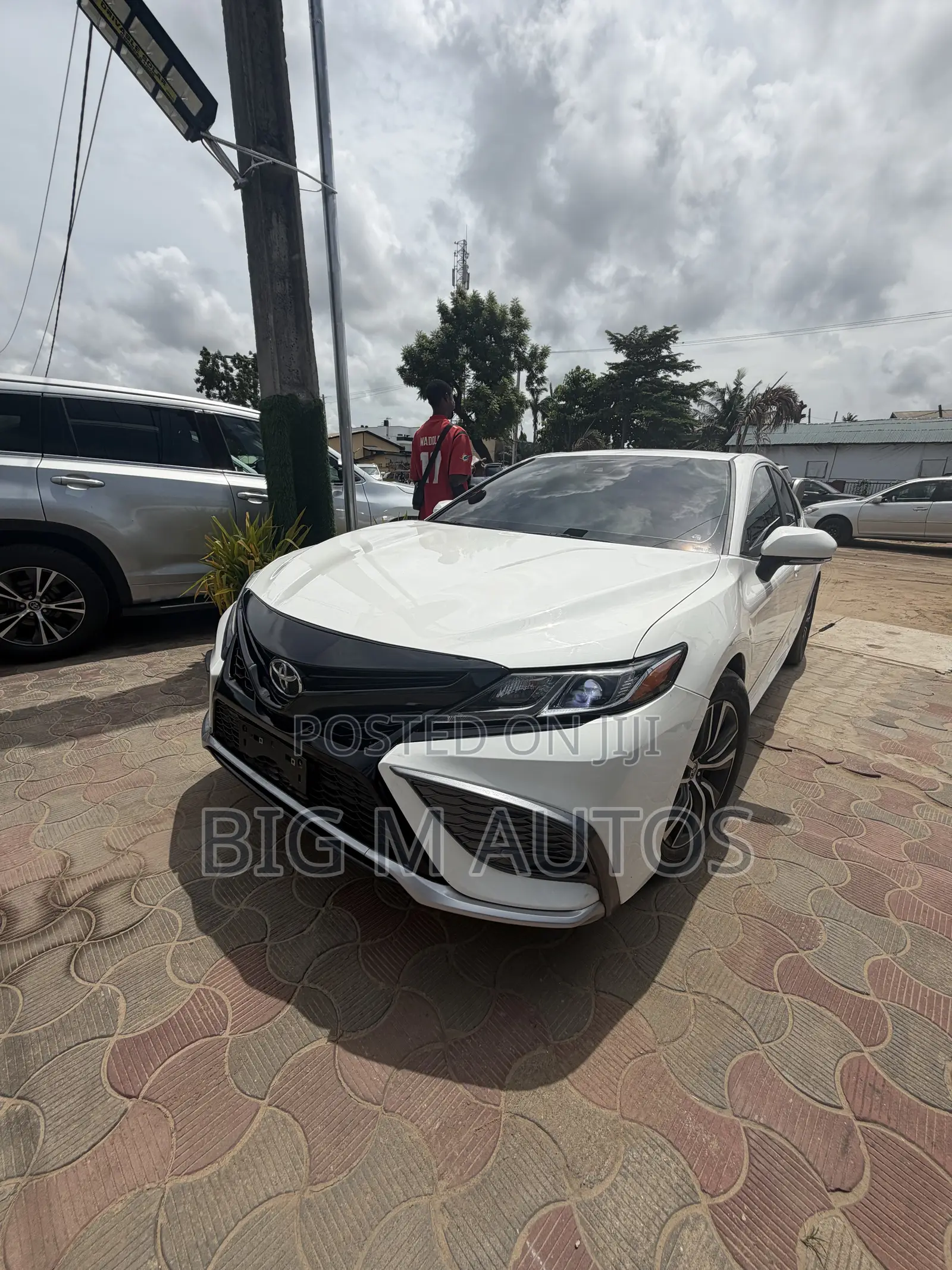 Toyota Camry 2021 White
