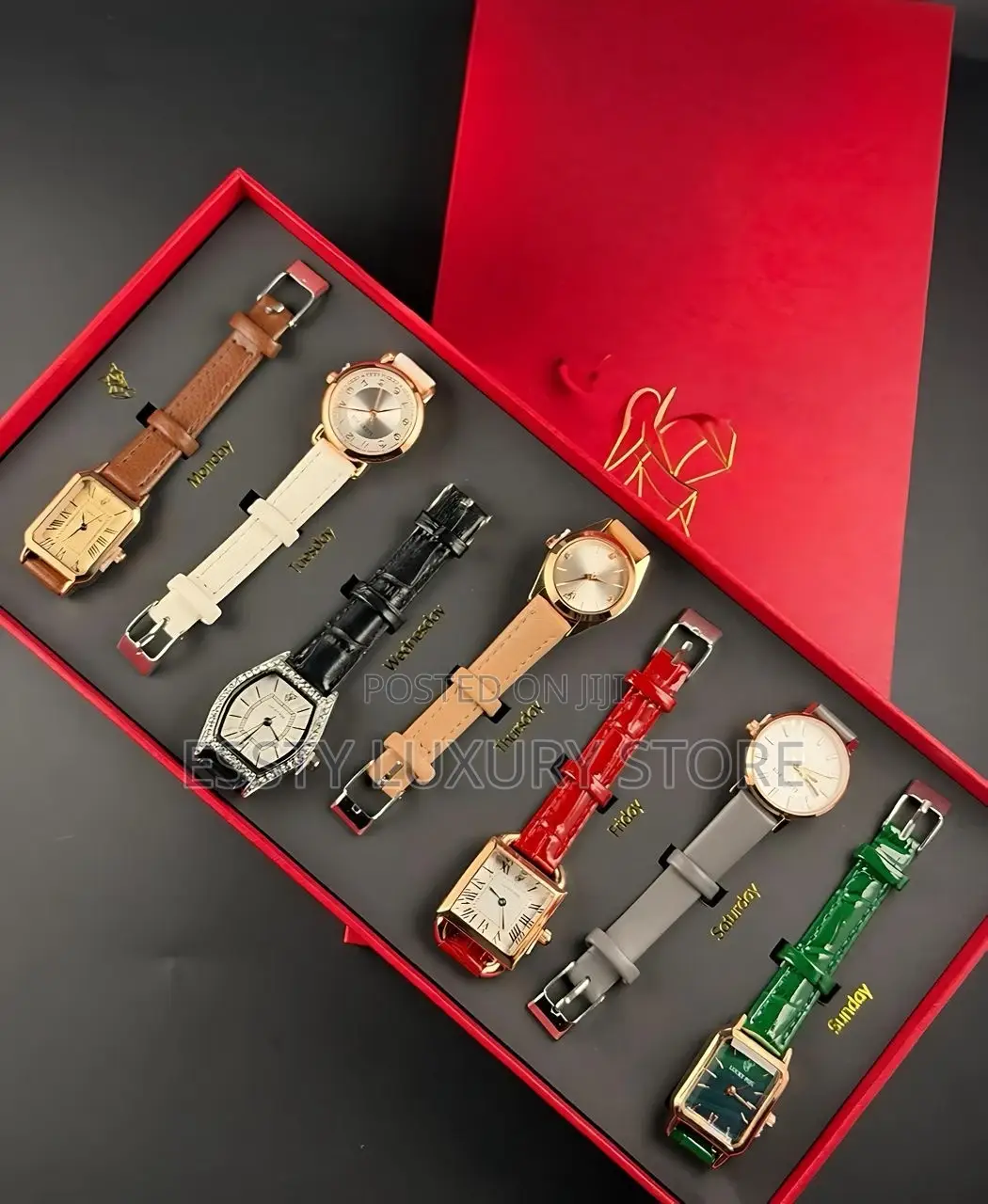 Quality Female 7n1 Leather Wrist-Watch