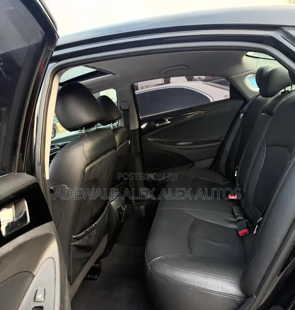 Hyundai Sonata 2013 Black