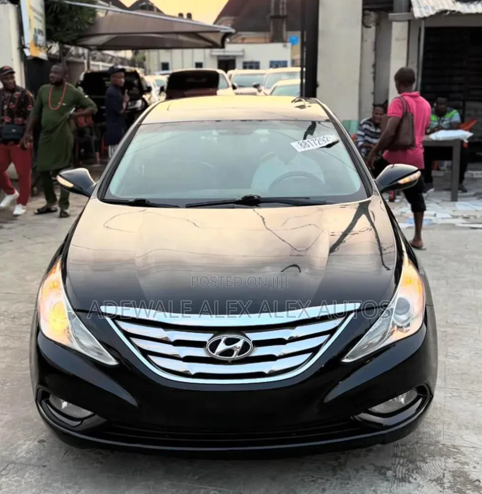 Hyundai Sonata 2013 Black