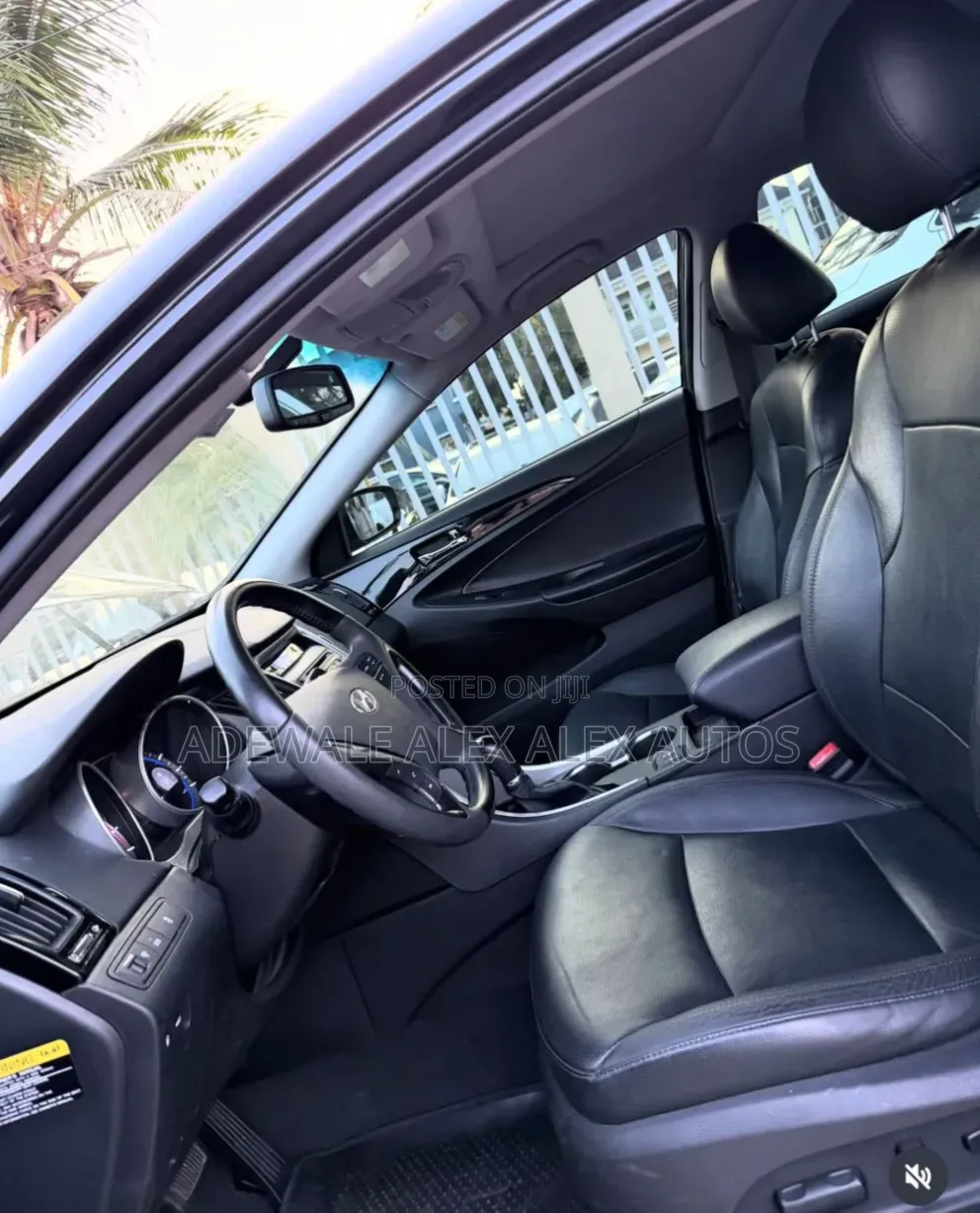 Hyundai Sonata 2013 Black