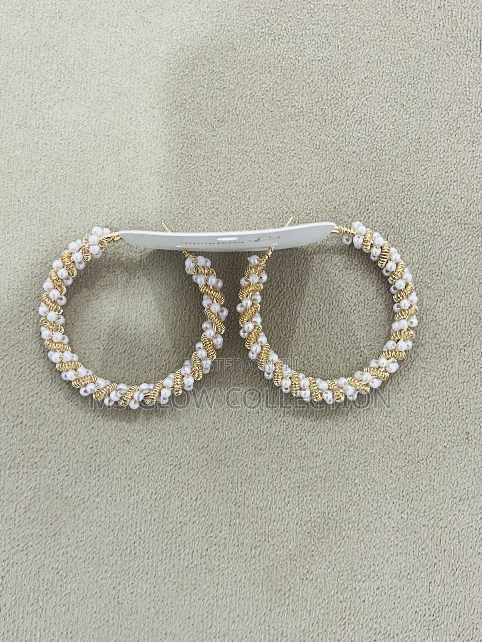 Pearl Rim Earrings