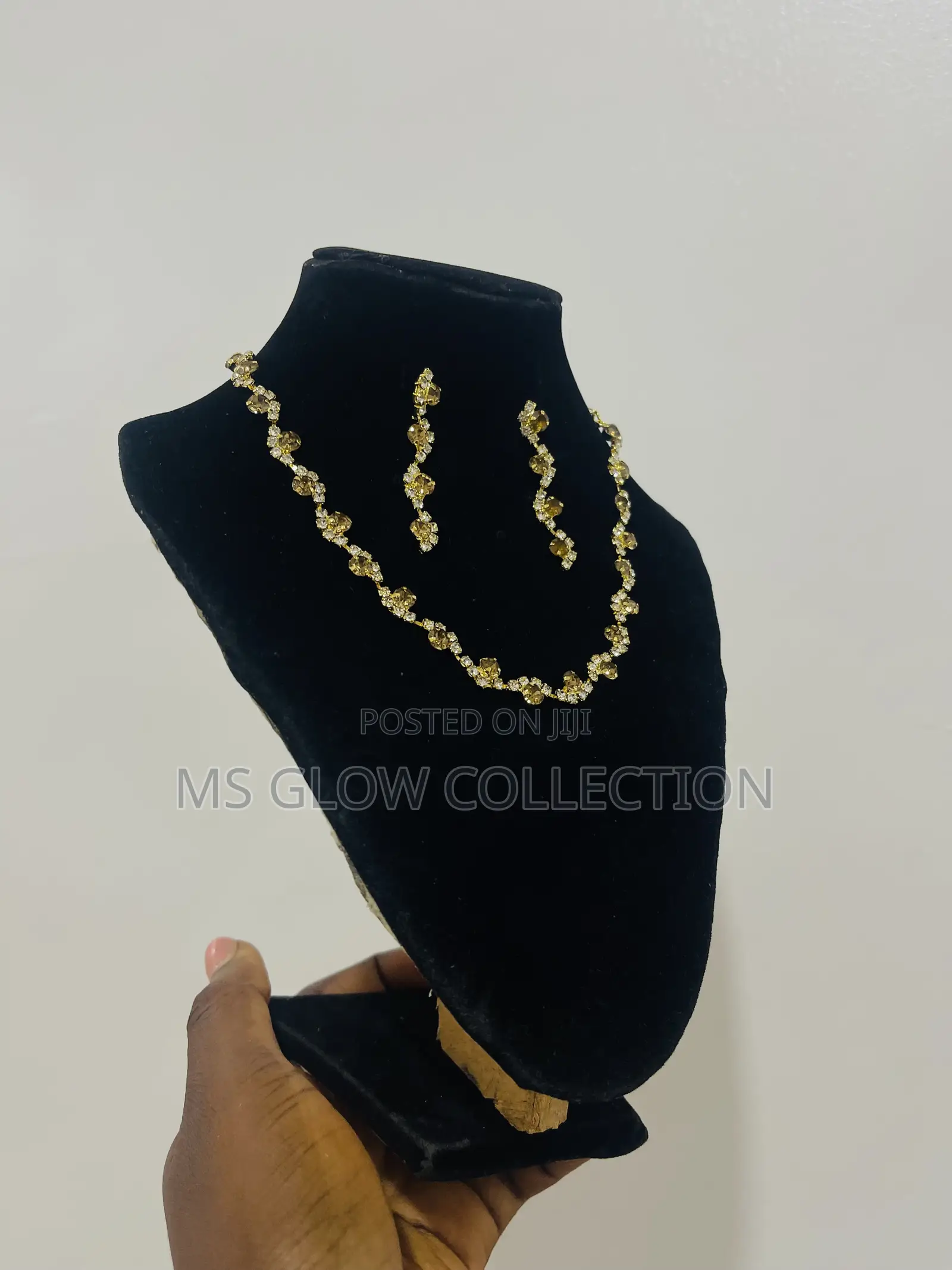 Necklace and Earring Set for Occasion/Casual