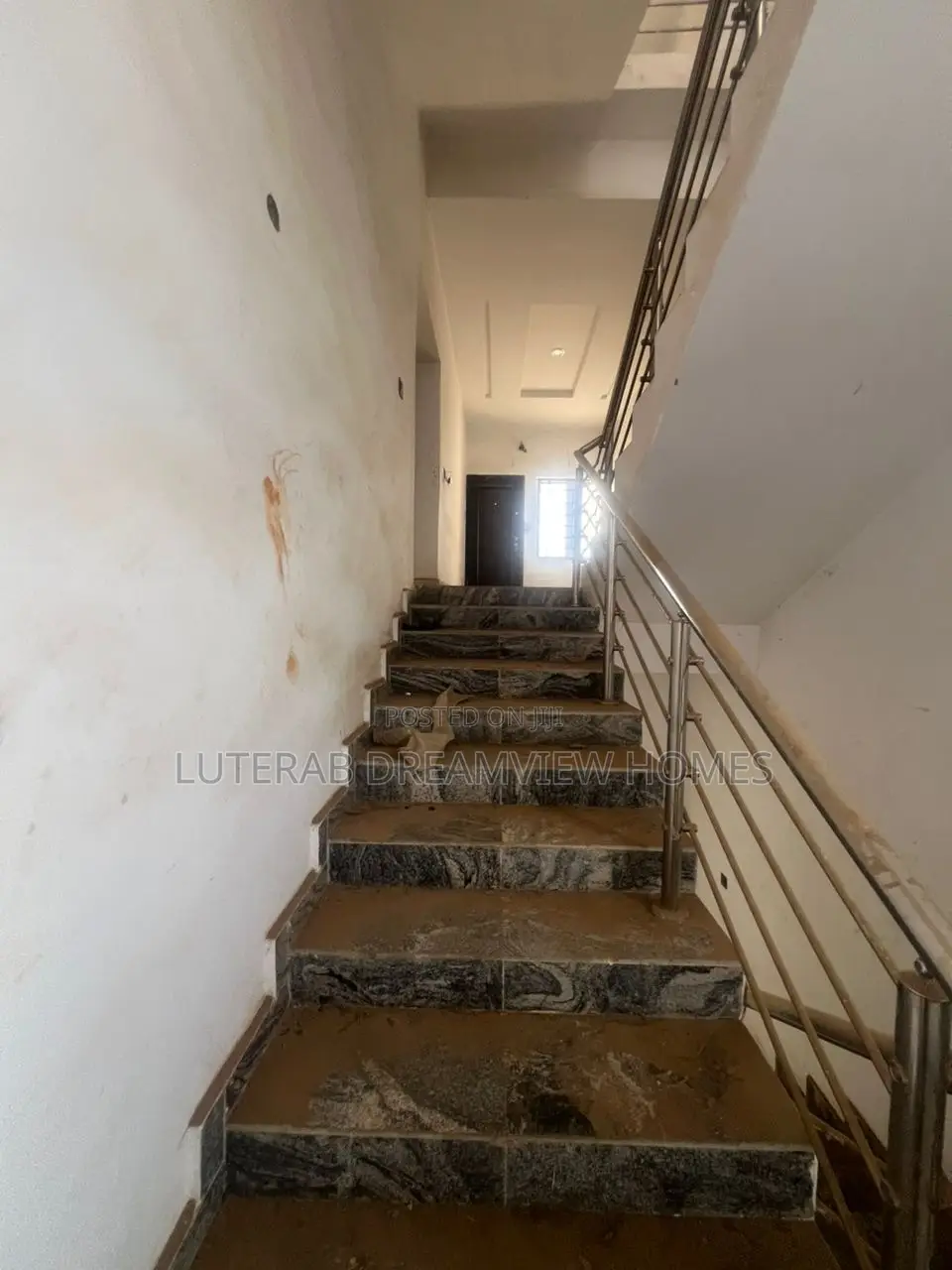 4bdrm Townhouse/Terrace in Jahi for sale