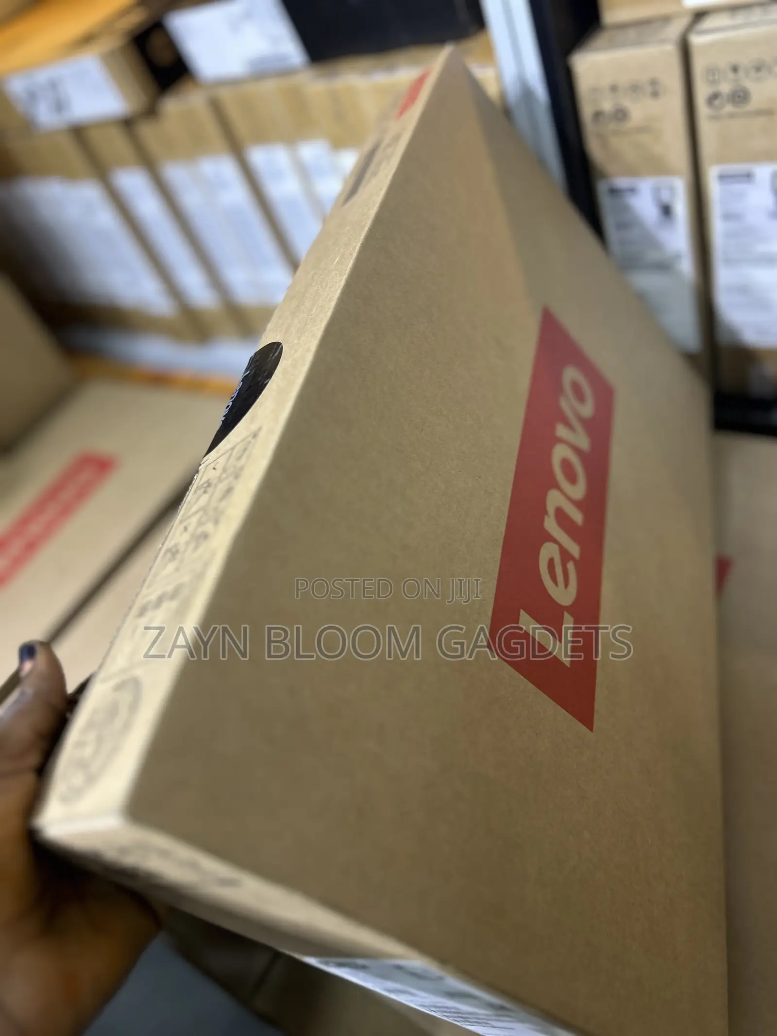 New Laptop Lenovo IdeaPad 1 8GB Intel Core i3 SSD 256GB