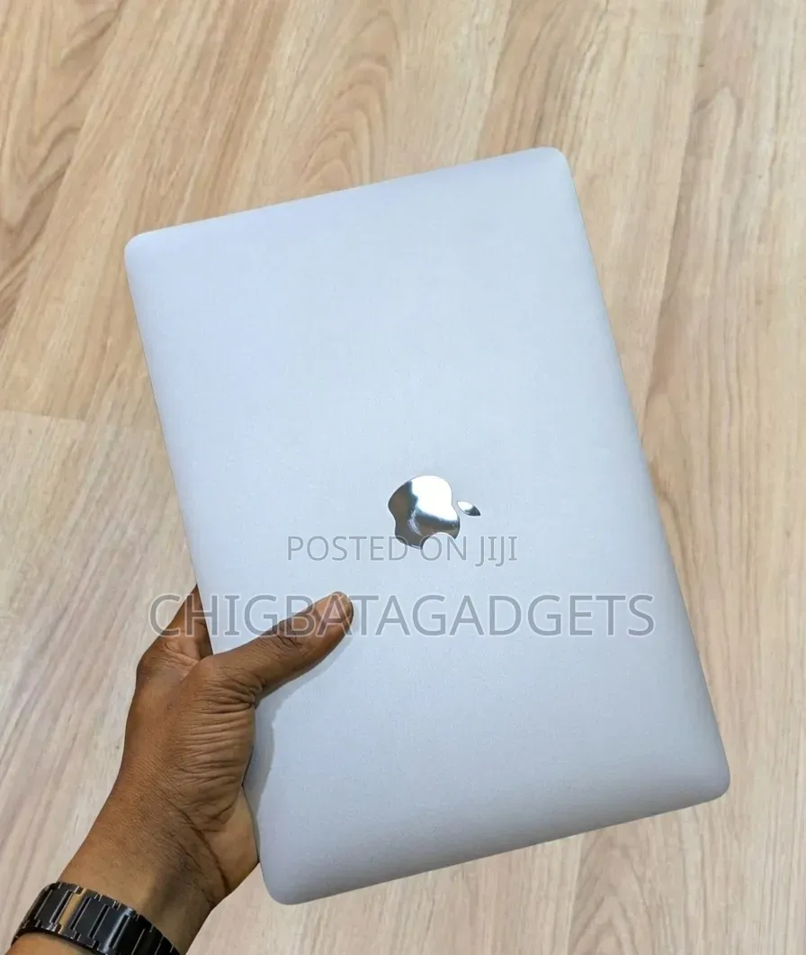 New Laptop Apple MacBook Air 2020 M1 8GB Apple M1 SSD 256GB