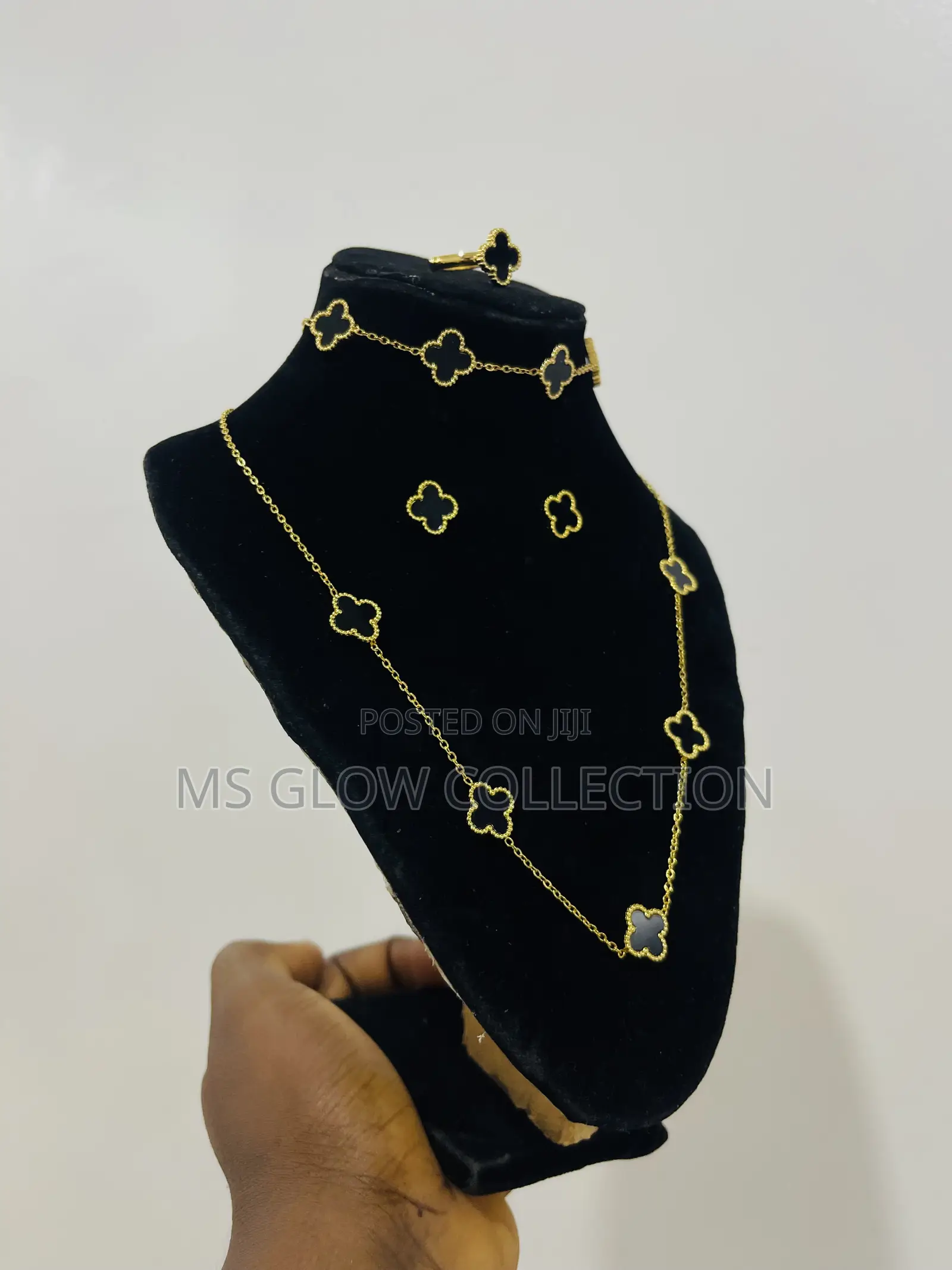 Van Clef and Arpels Complete Set