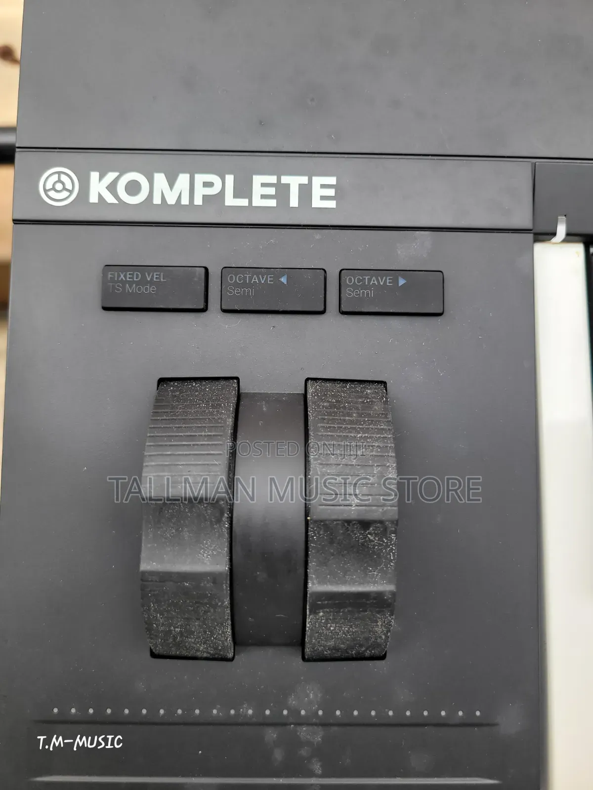 Komplete S61