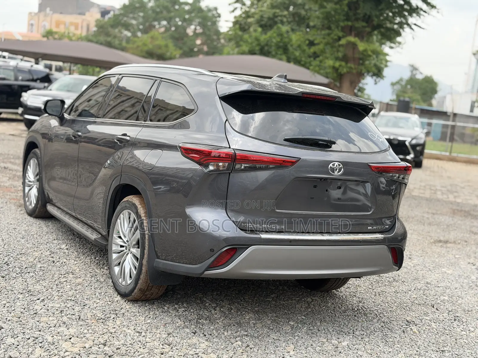Toyota Highlander Platinum AWD 2023 Gray