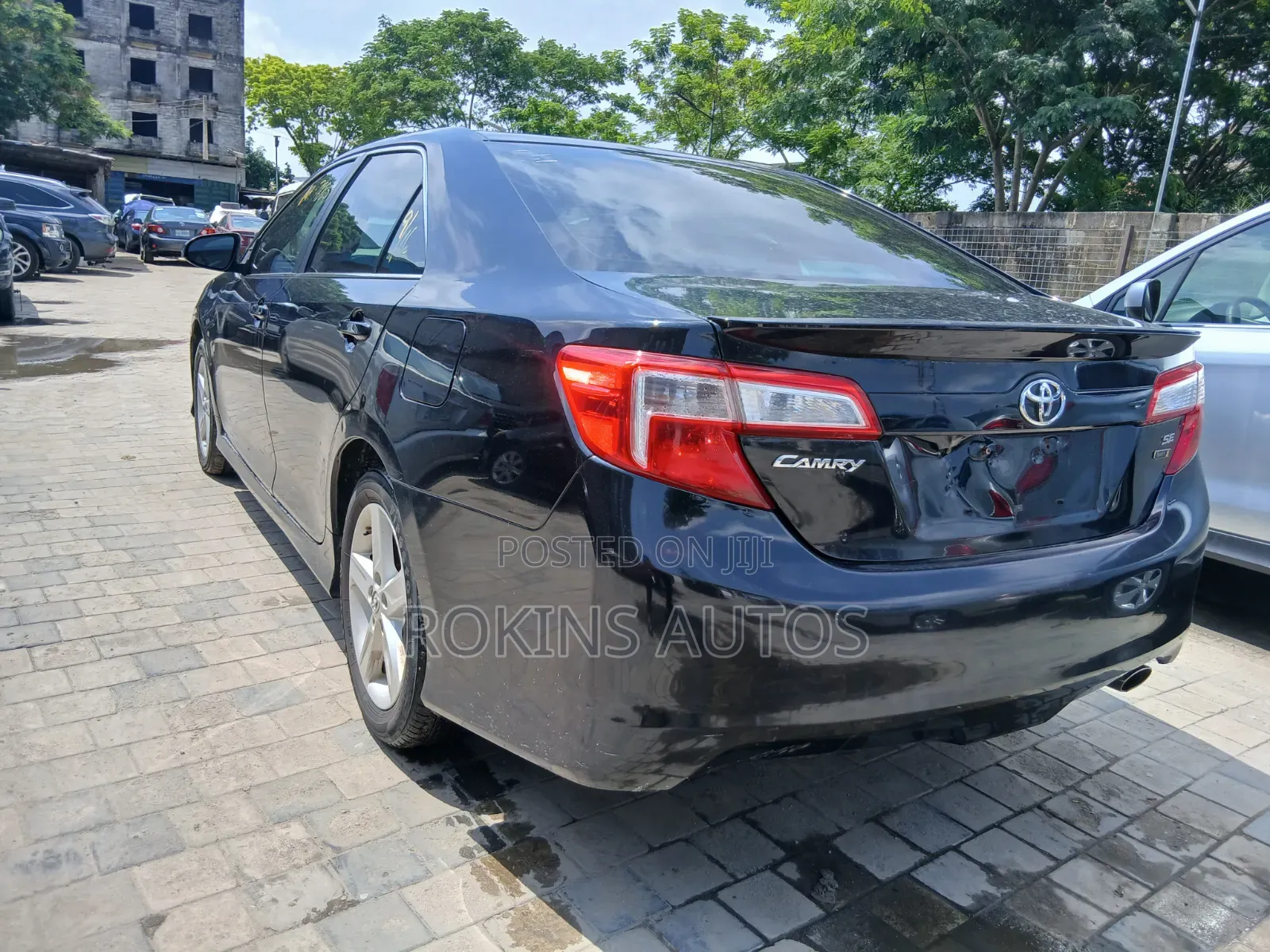 Toyota Camry SE 4dr Sedan (2.5L 4cyl 6A) 2013 Black