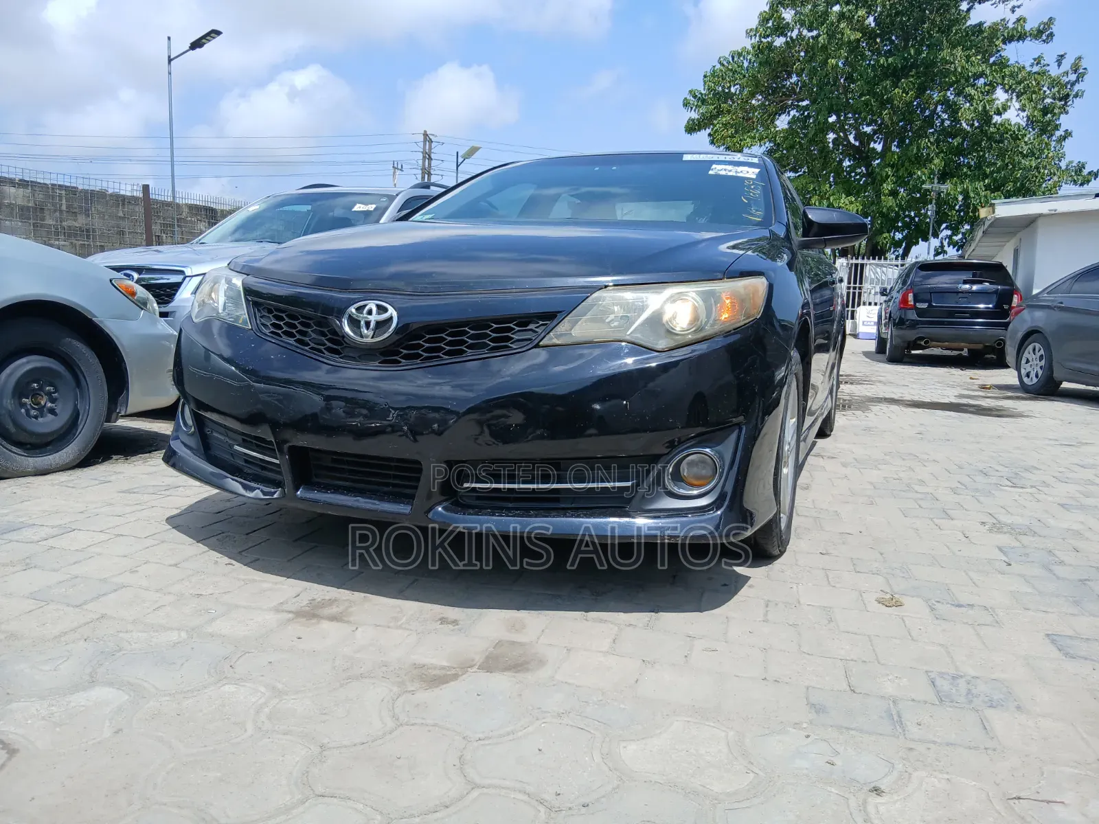 Toyota Camry SE 4dr Sedan (2.5L 4cyl 6A) 2013 Black