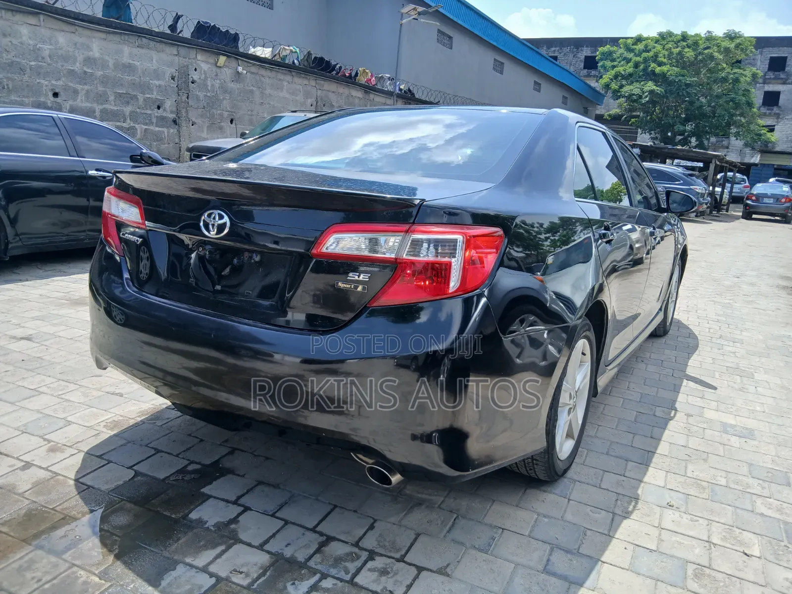Toyota Camry SE 4dr Sedan (2.5L 4cyl 6A) 2013 Black
