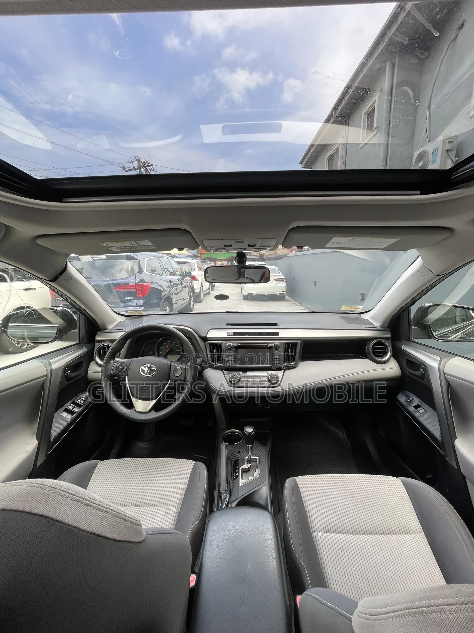 Toyota RAV4 XLE AWD (2.5L 4cyl 6A) 2013 Green