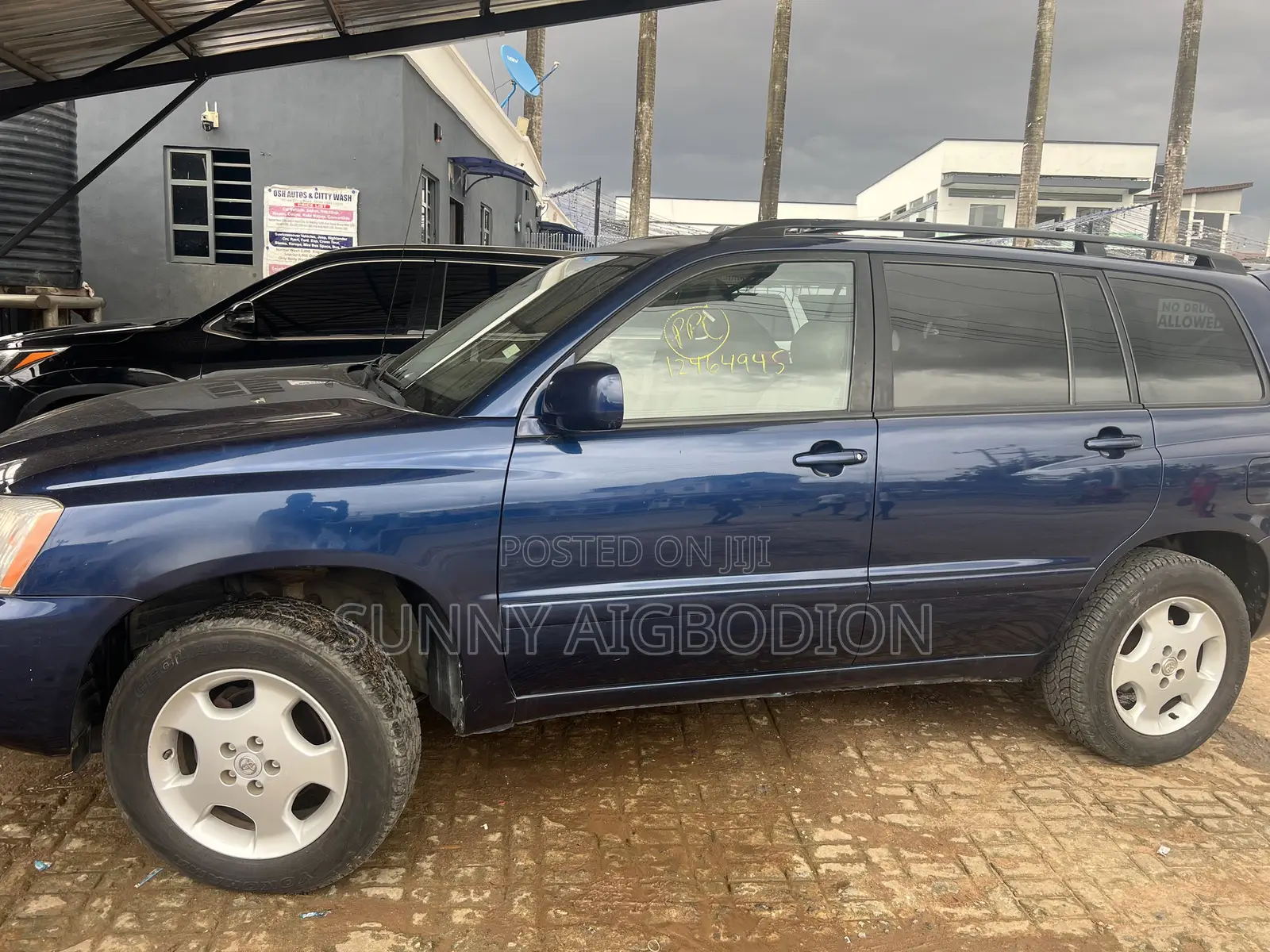 Toyota Highlander Base FWD 2004 Blue
