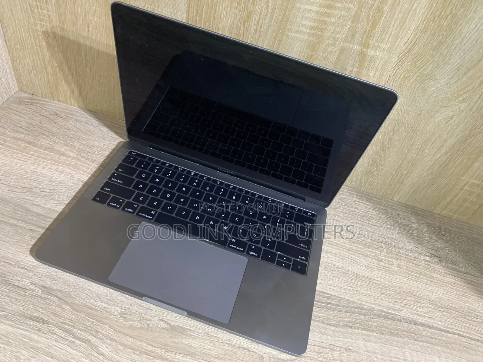 Laptop Apple MacBook Pro 2017 8GB Intel Core i5 SSD 256GB