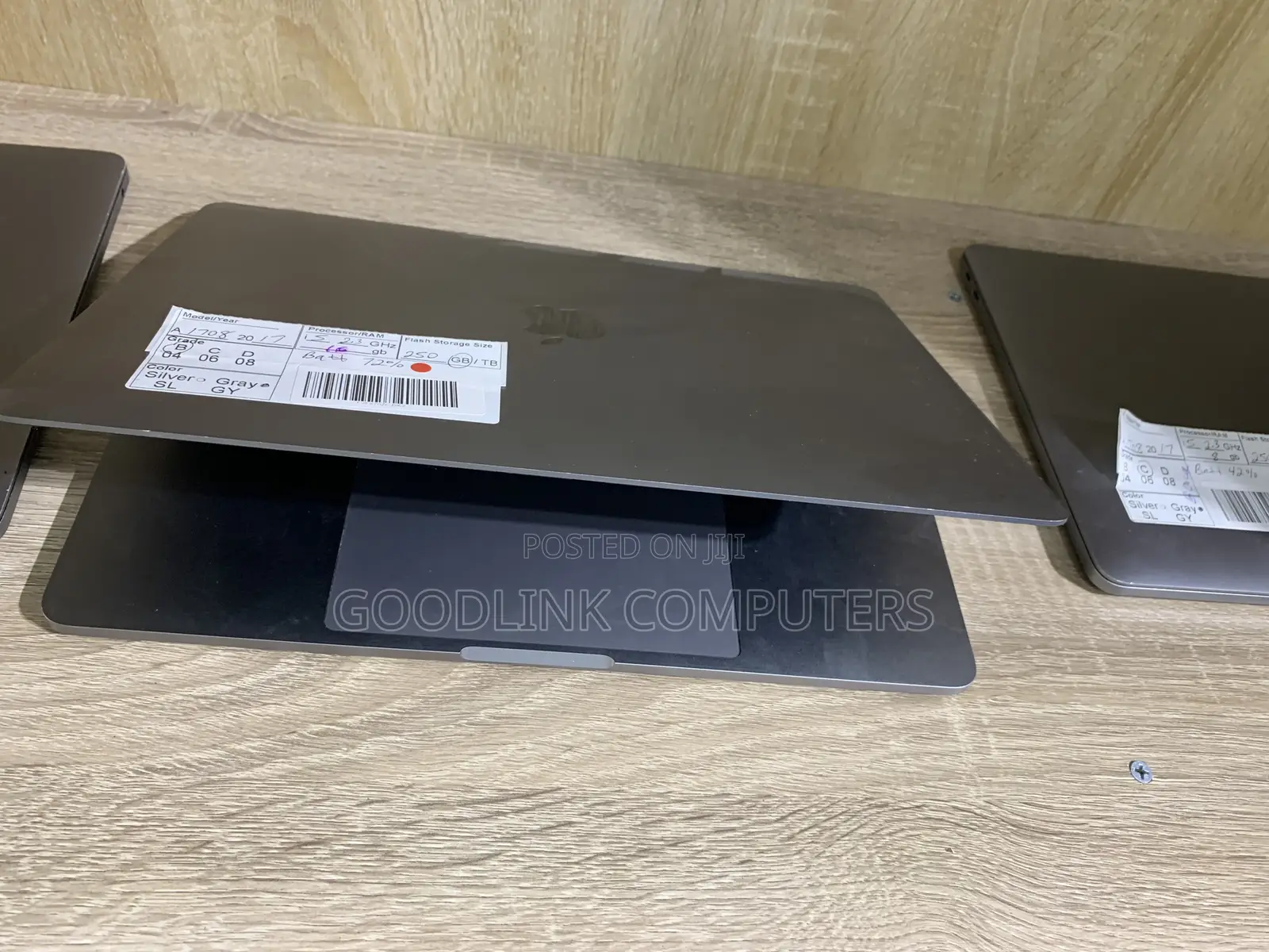 Laptop Apple MacBook Pro 2017 8GB Intel Core i5 SSD 256GB
